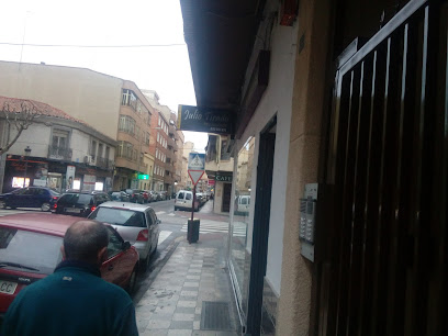 Julio Tirado Peluqueria Albacete 👉 Encuentra tu Peluquería en Albacete