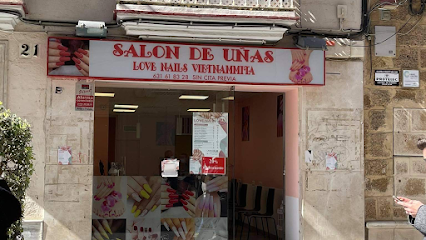 Love Nails Vietnamita Cádiz 👉 Encuentra tu Salón De Manicura Y Pedicura en Cádiz