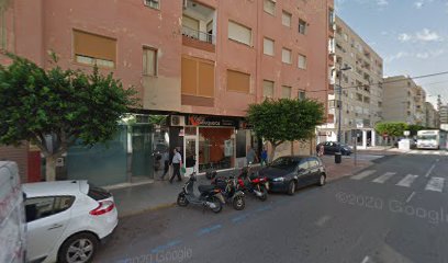 Vidal Peluquero Nueva Andalucia Almería 👉 Encuentra tu Peluquería en Almería